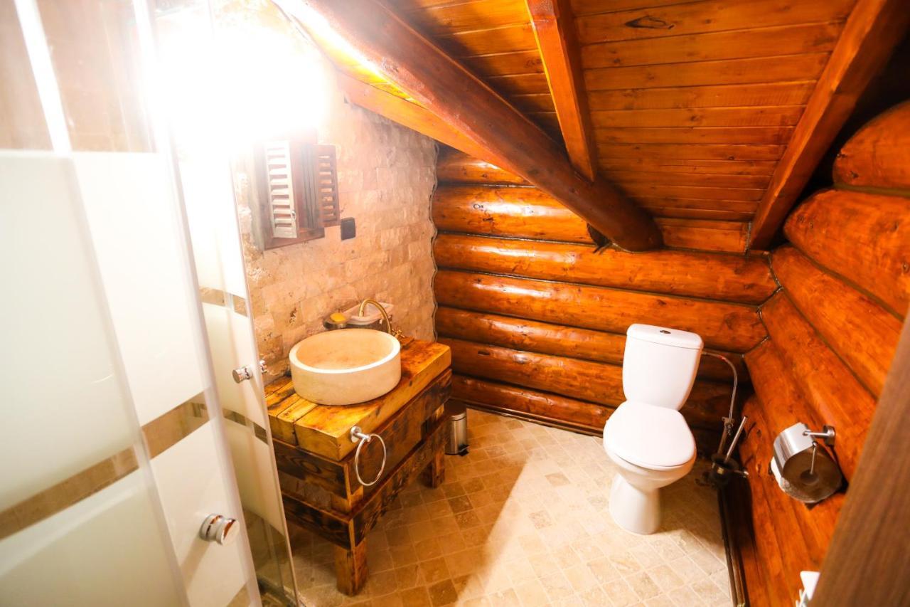 Cazare Casa Suw Toplita Magyaros Kültér fotó