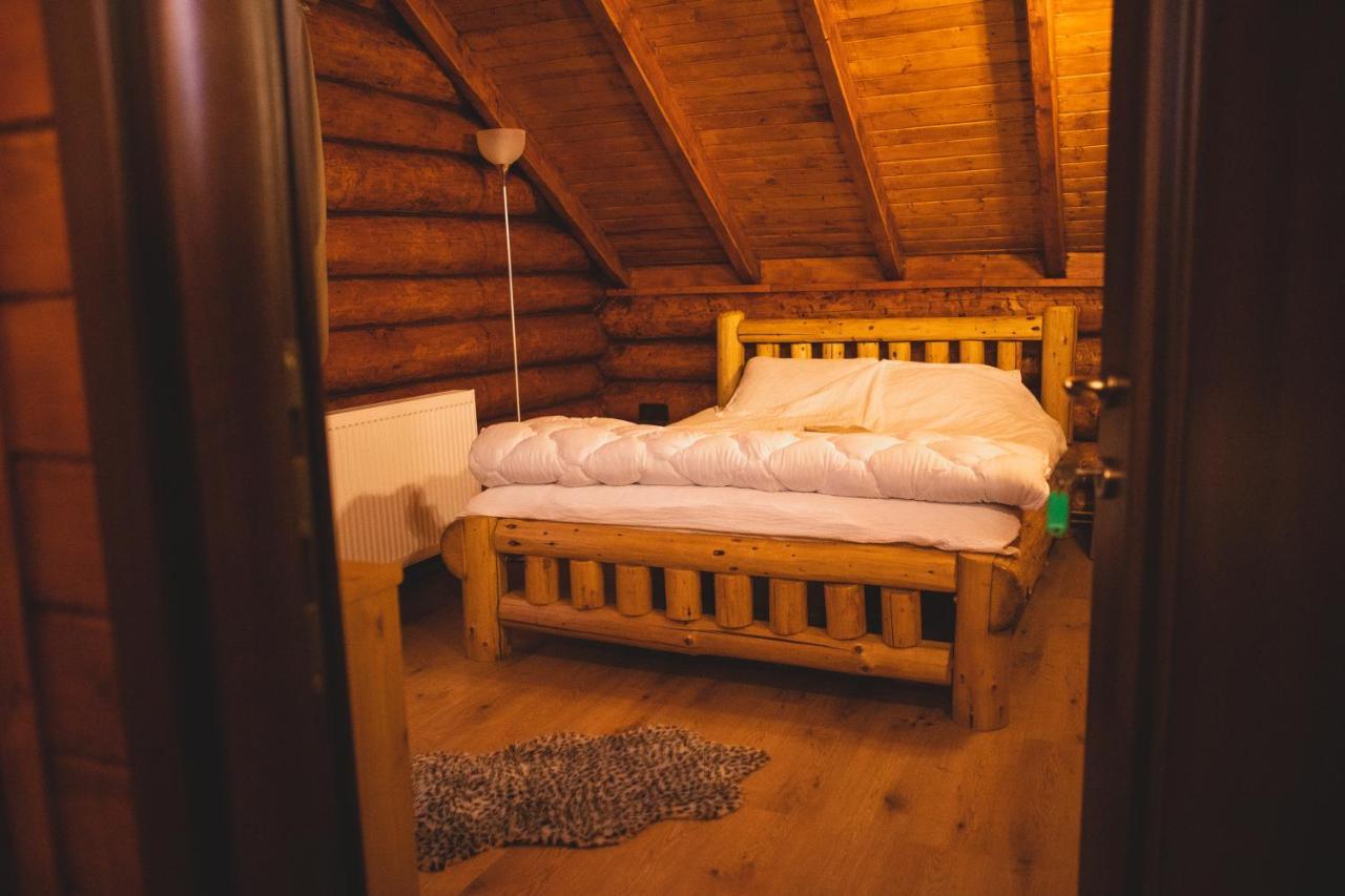 Cazare Casa Suw Toplita Magyaros Kültér fotó